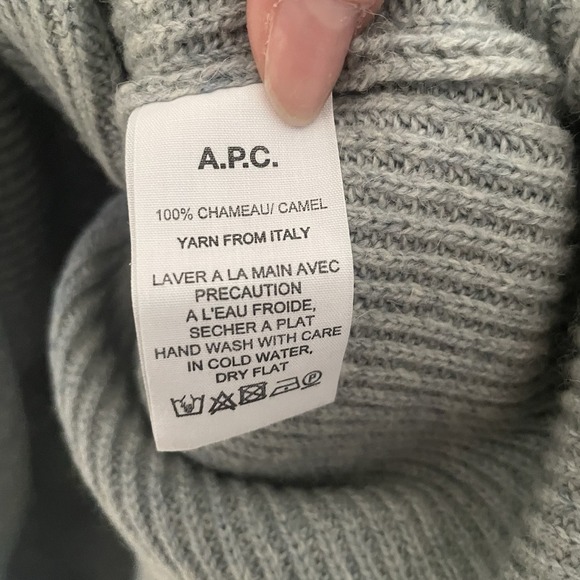 A.P.C. Rue Madame Paris APC Women's Crew Knit Sweater 100% Camel Wool XL Blue - Picture 5 of 7